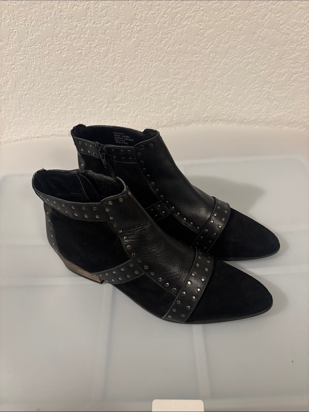 Free People Amuse SocietyX Matisse Black Stud Ankle Boots SZ 9.5 Leather Upper